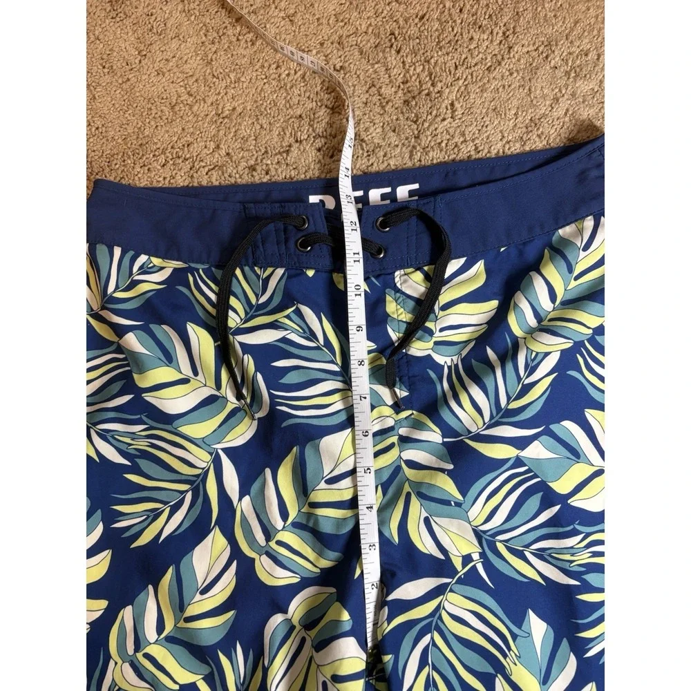 Reef‎ Boardshorts Men 34 Alonso Tropical Leaf Pattern Blue Surf Swim